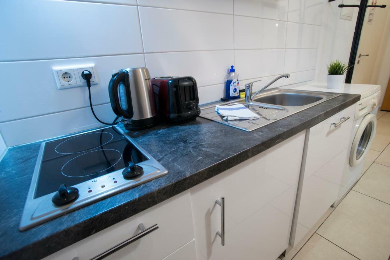 Duesseldorf Comfort Apartment Bagian luar foto